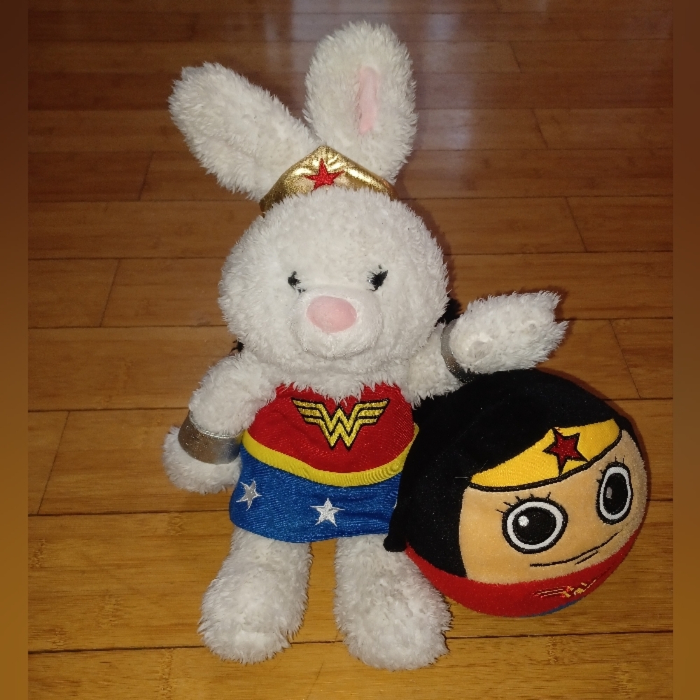 Wonder Woman Plush Toy Bundle